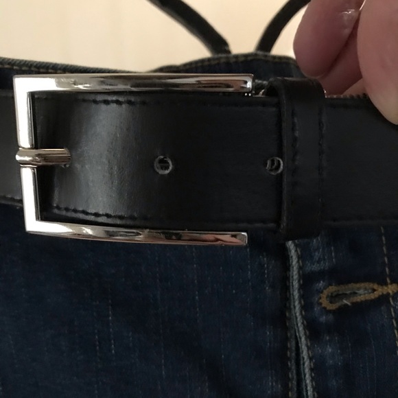 Burberry belt authentic. Skirt listed separate - Picture 2 of 6